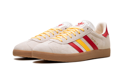 White Gazelle Spark Scarlet