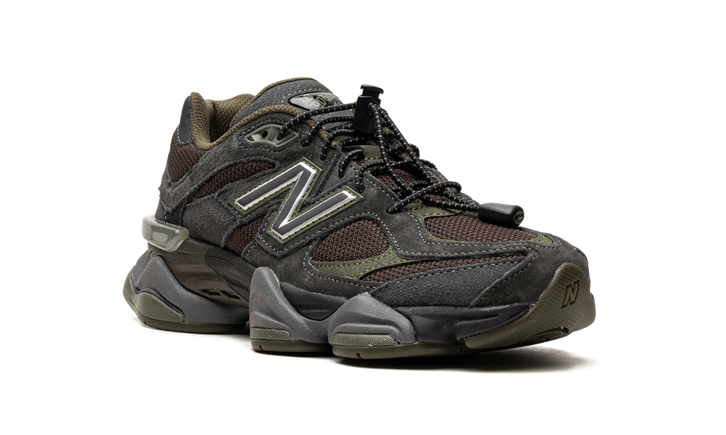 9060 Black Blacktop/Dark Moss/Black