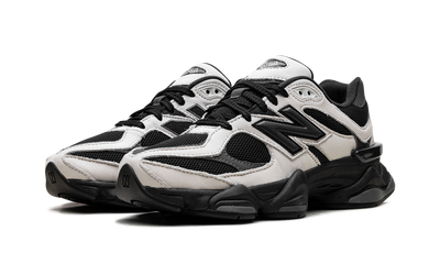 9060 White Off Black