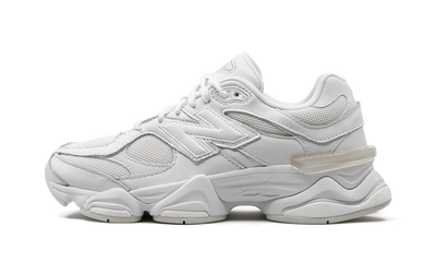 9060 Triple White