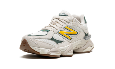 9060 White Green