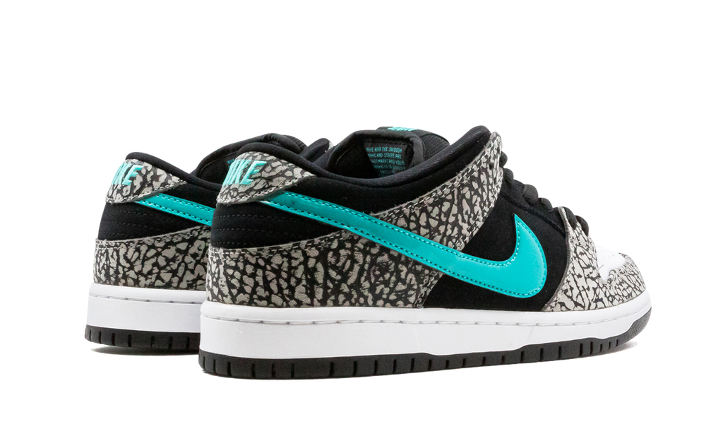Dunk Low SB Atmos Elephant