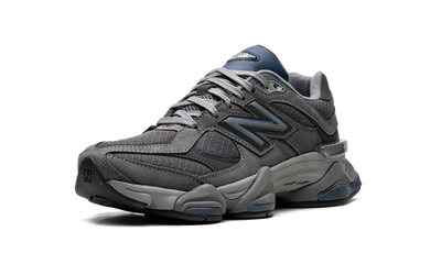 9060 Grey Castlerock