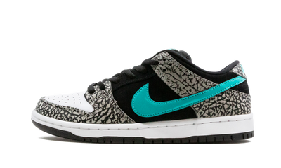 Dunk Low SB Atmos Elephant