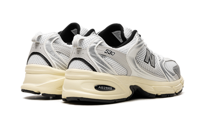 530 White / Silver