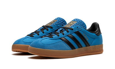 Blue Gazelle Indoor