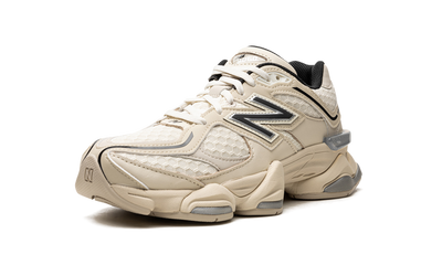 9060 Black Turtledove Silver Metallic