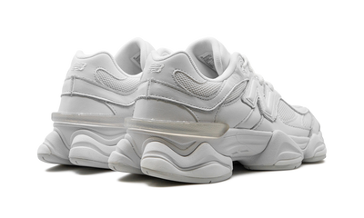 9060 Triple White