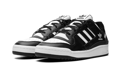 Black Forum Low Core