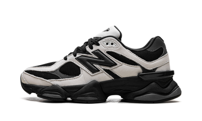 9060 White Off Black