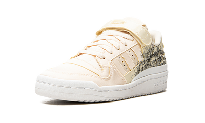 White Forum 84 Lo Mns Wmns Wonder