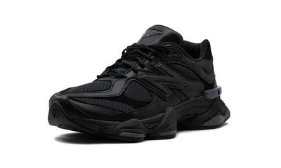 9060 Black and Blue
