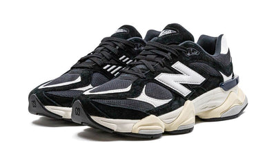 9060 Black