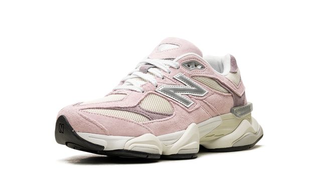 9060 Rose Sugar Angora