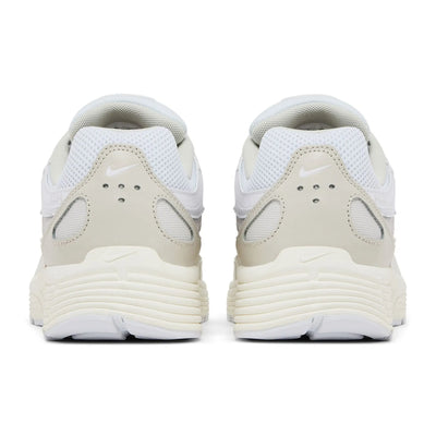 White P-6000 Sail