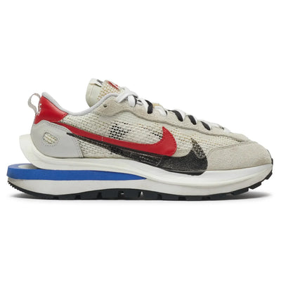 Fuchsia Preloved - x Sacai Vaporwaffle Sail Sport Sneaker