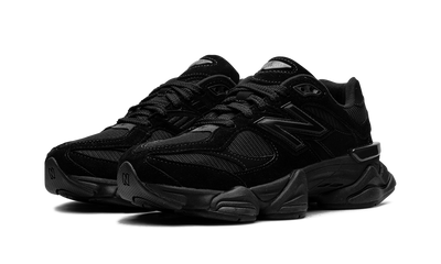 9060 Black Triple
