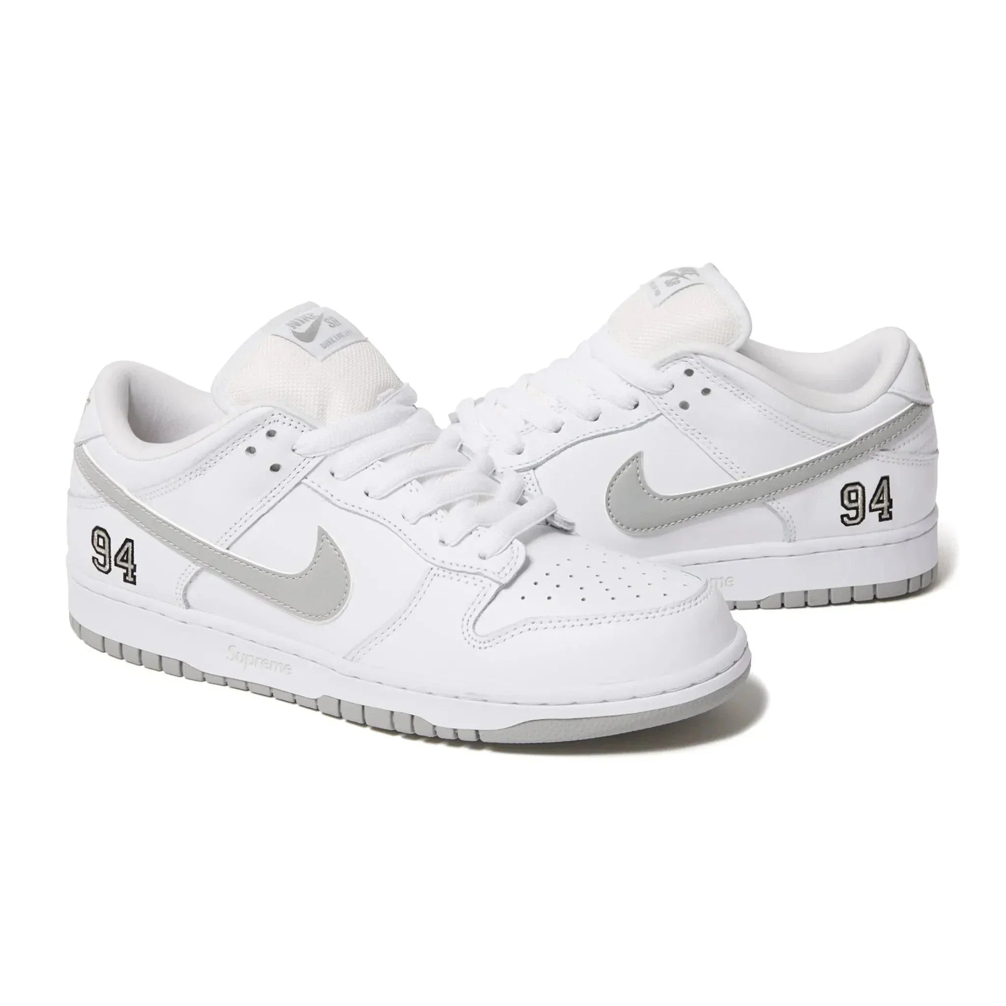Dunk Low White Supreme x SB