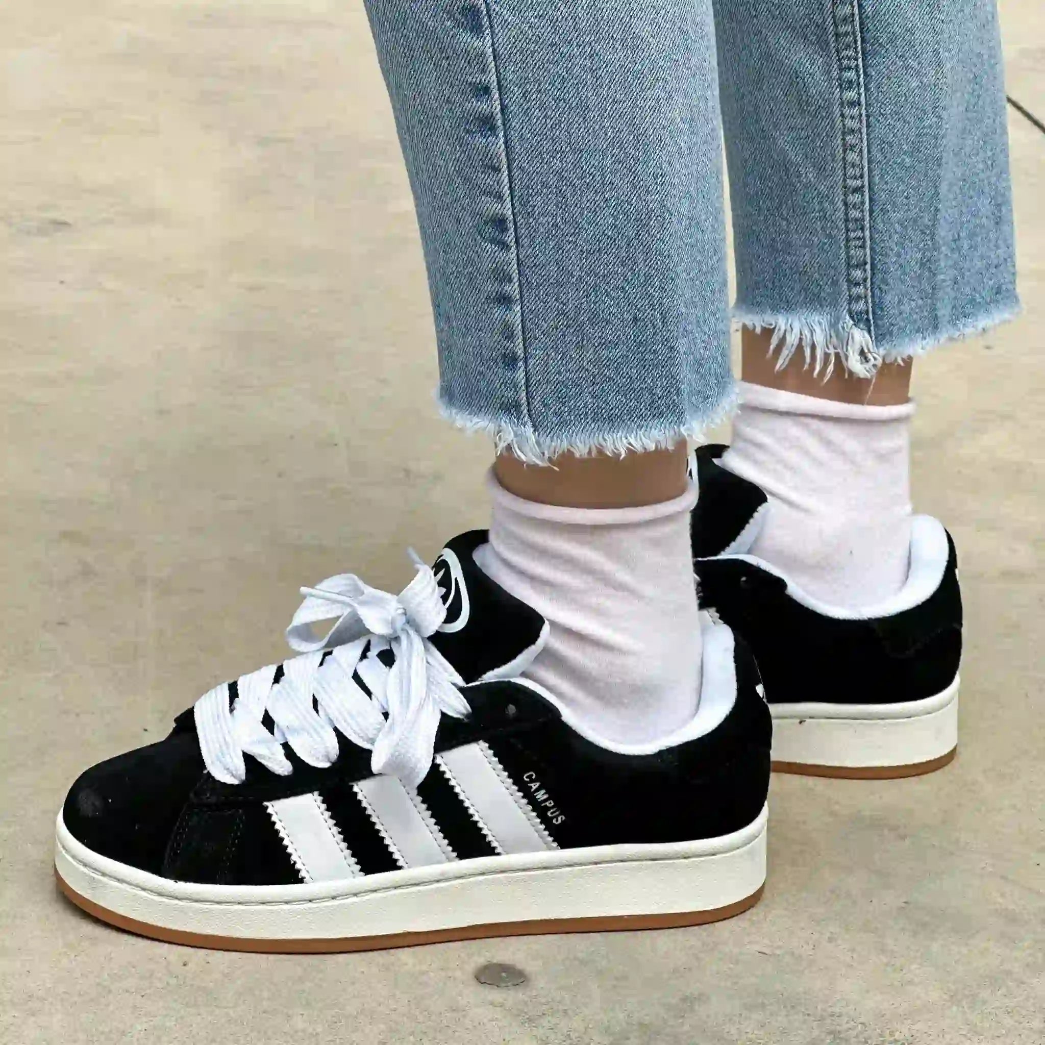 White Campus 00s Core Black