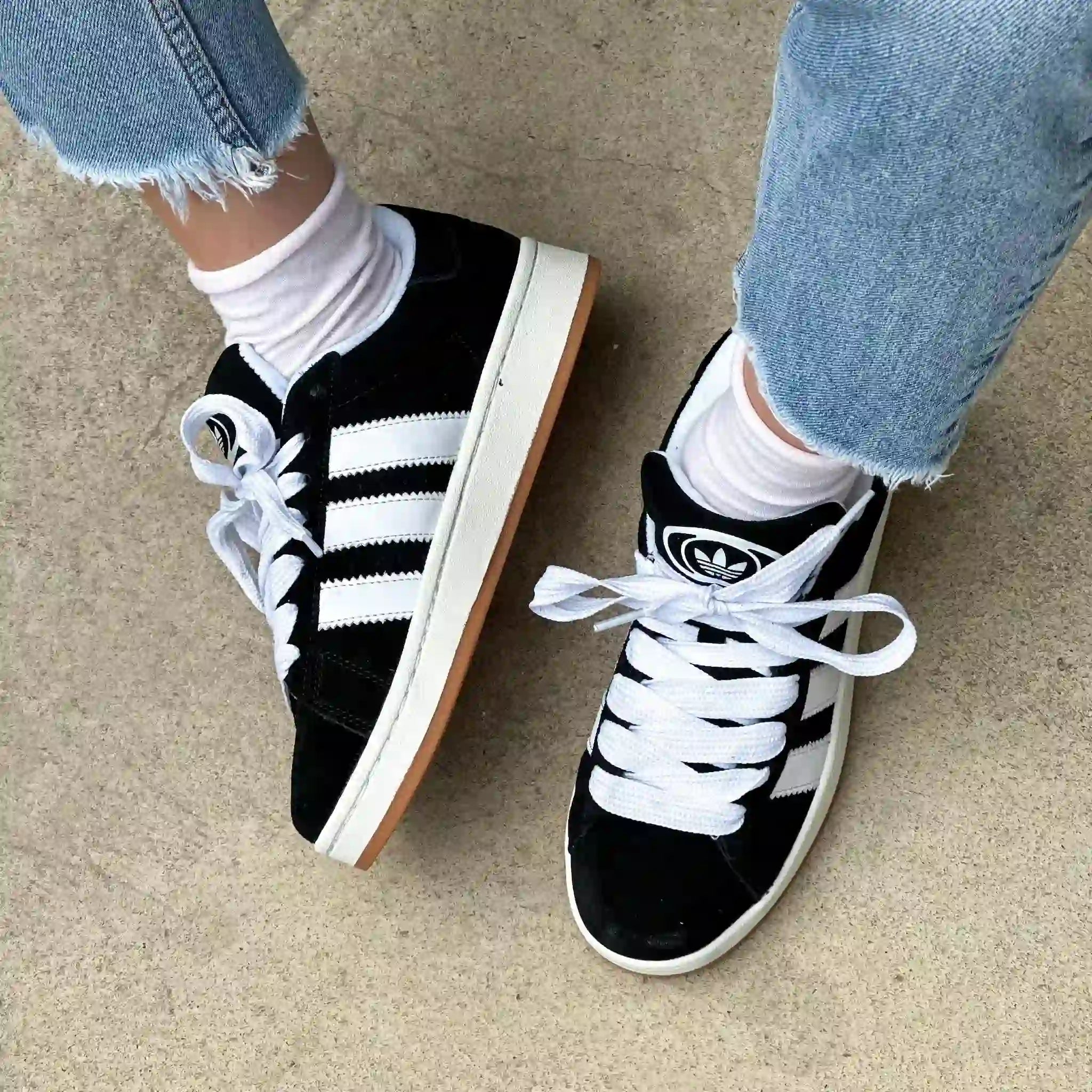 White Campus 00s Core Black