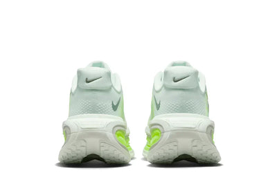 Green Vomero Premium Barely Volt