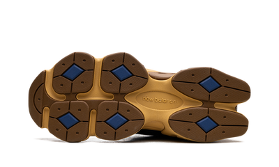 9060 Black Royal Gum