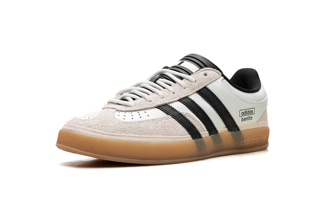 White Gazelle Indoor Bad Bunny Off