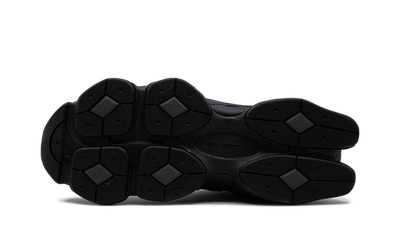 9060 Black and Blue
