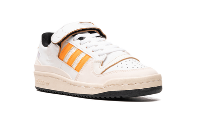 White Forum 84 Lo Wmns Off-White / Orange Rush