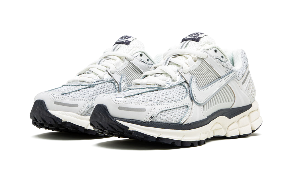 Silver Zoom Vomero 5 Photon Dust Metallic